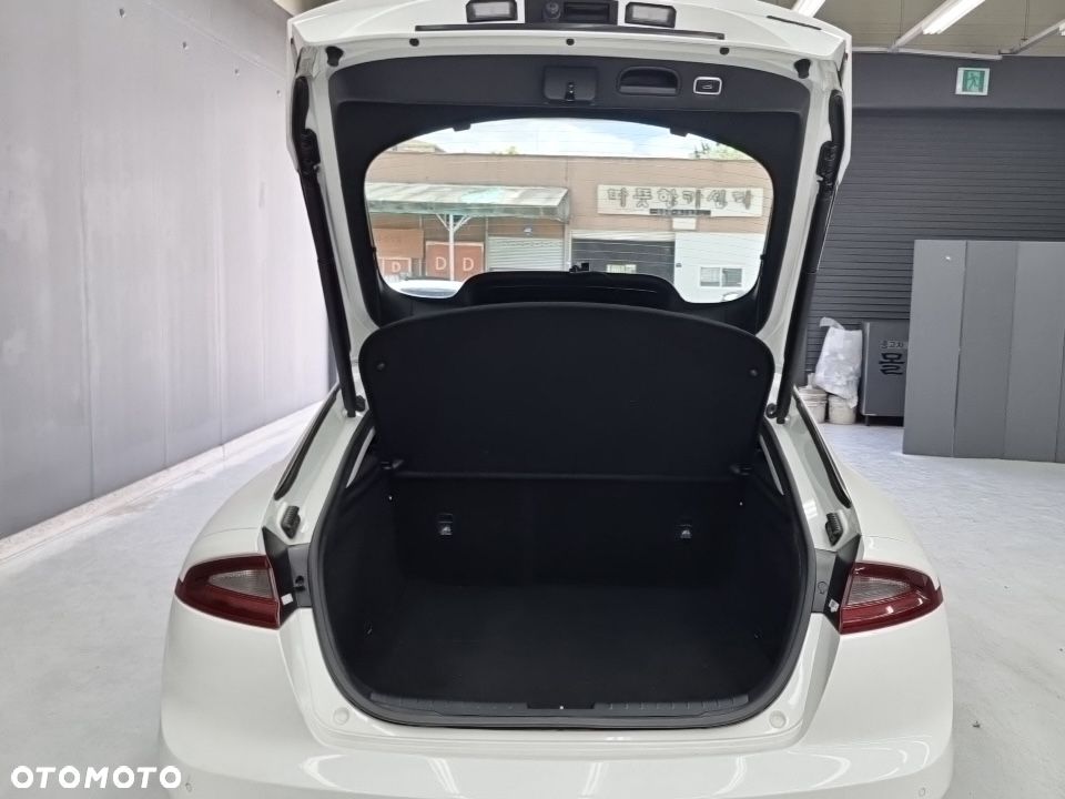 Kia Stinger 2.0 T-GDI GT Line - 17