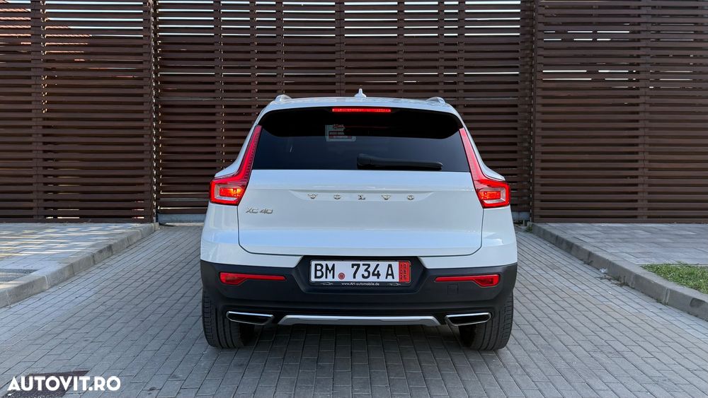Volvo XC 40 D4 AWD Geartronic Inscription - 10