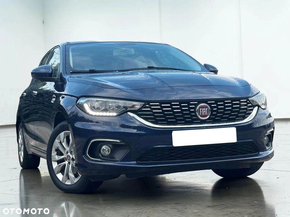 Fiat Tipo 1.6 MultiJet DCT Lounge - 3