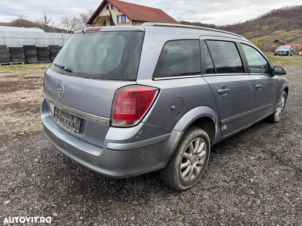 Dezmembrari Dezmembrez Piese piesa Dez Opel Astra H Z19DT 120cp break - 3