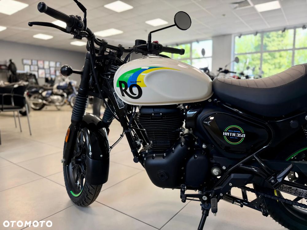 Royal Enfield HNTR - 16
