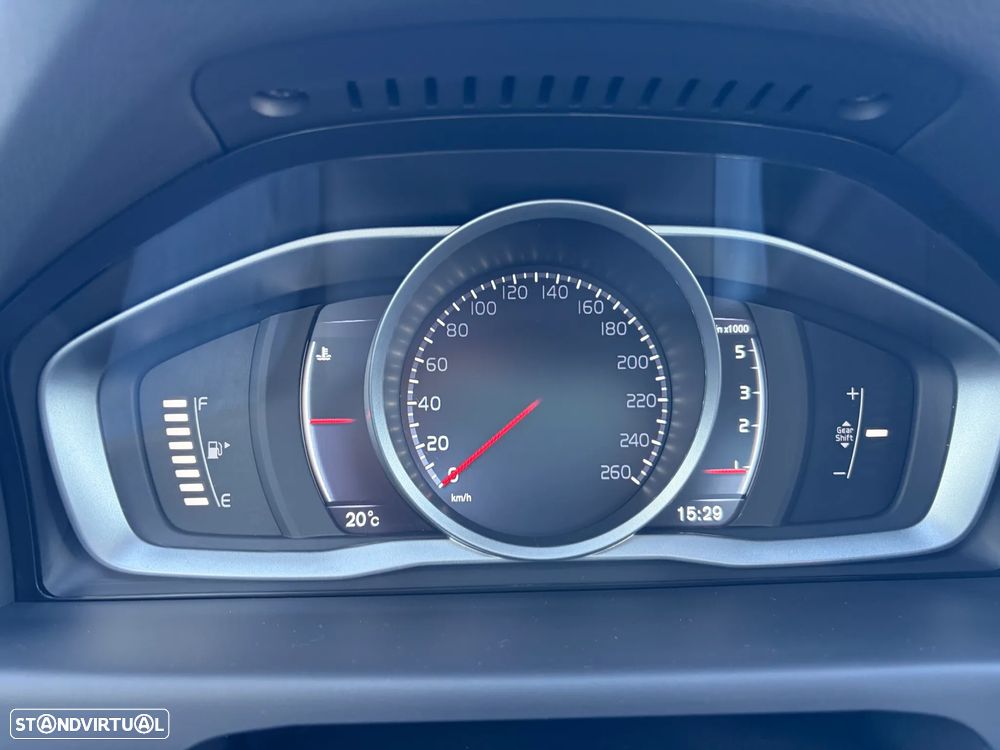 Volvo V70 1.6 D2 Momentum - 21