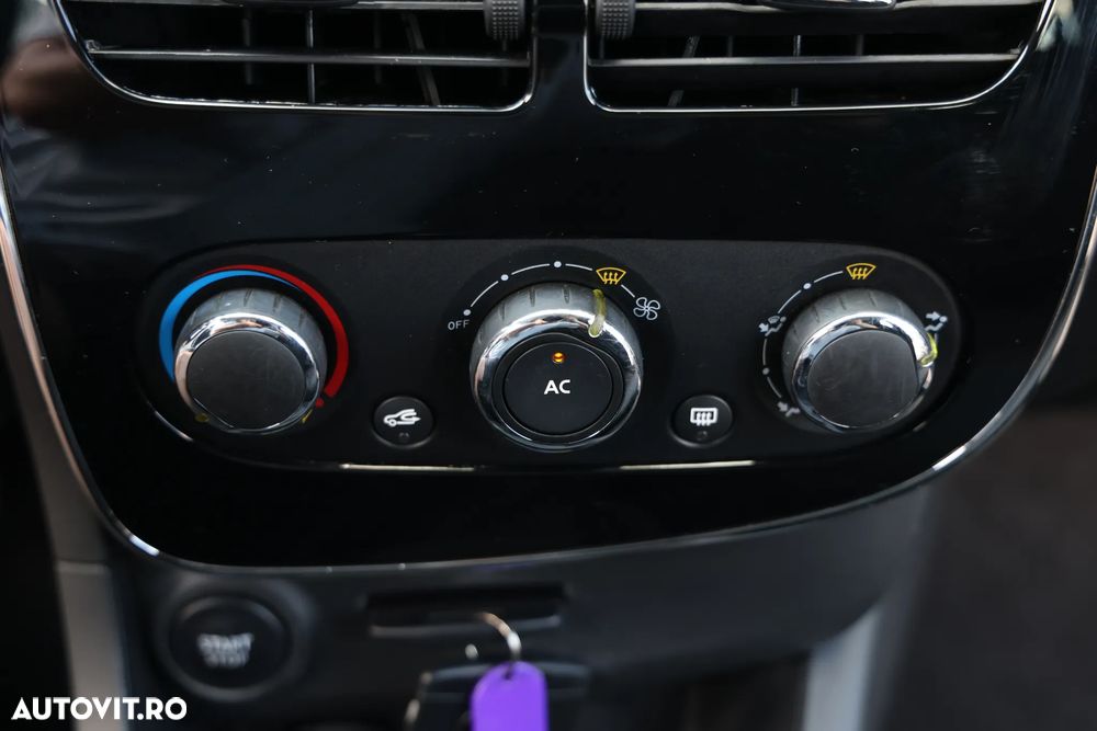 Renault Clio Energy dCi 90 Start & Stop Experience - 28