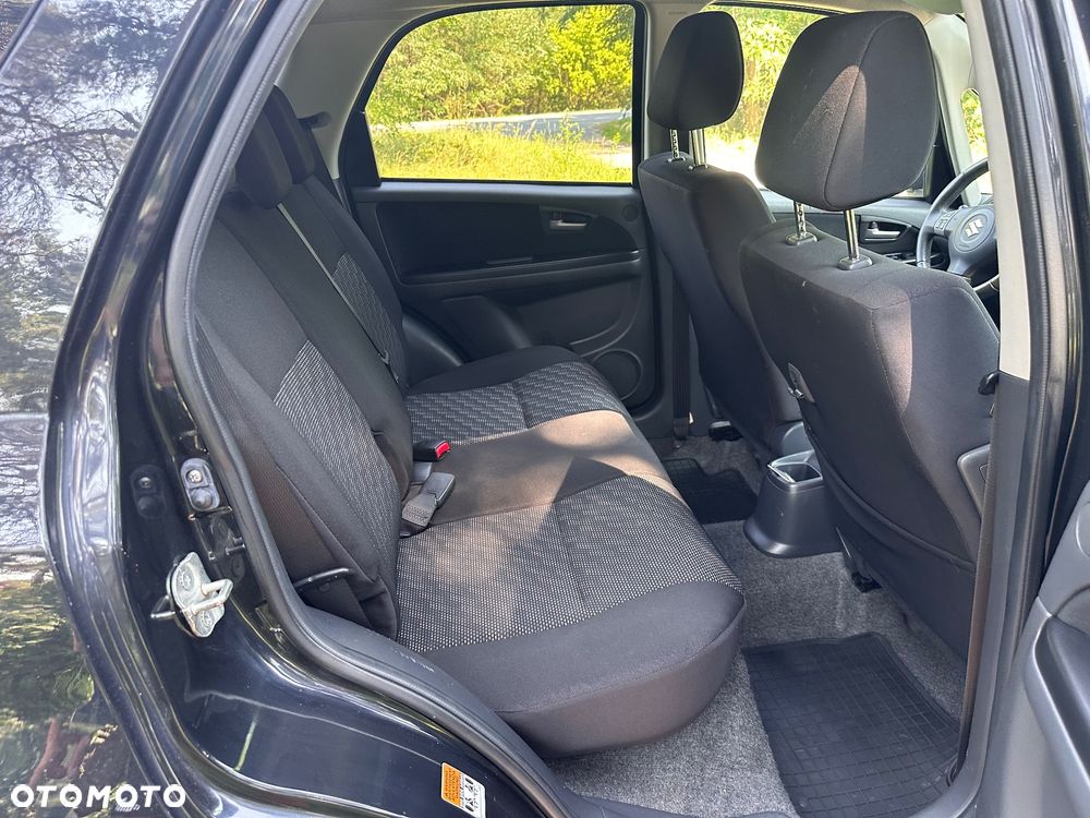 Suzuki SX4 - 18