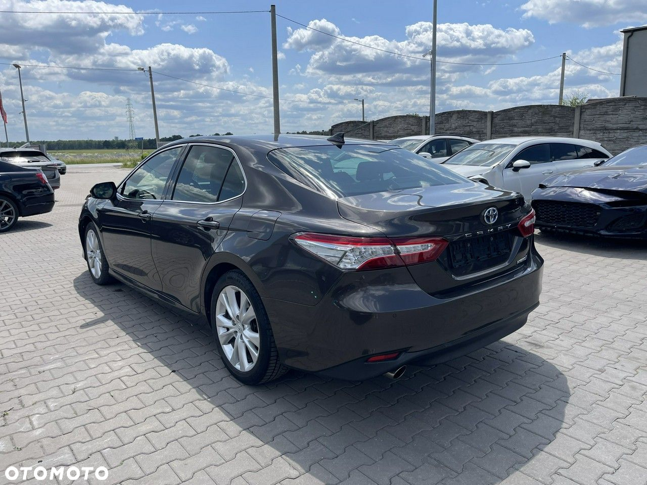 Toyota Camry 2.5 Hybrid Comfort CVT - 4