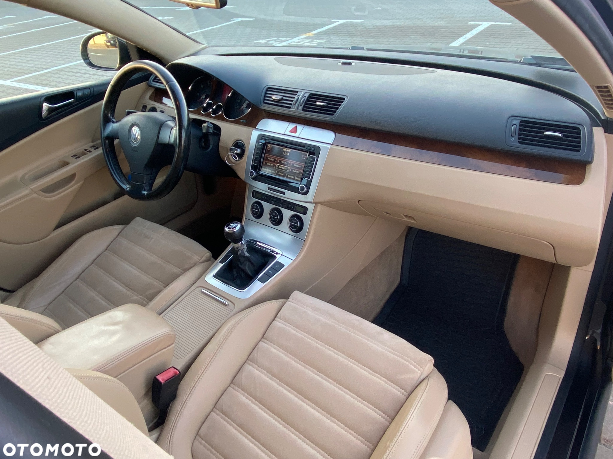 Volkswagen Passat Variant 2.0 Blue TDI DPF Sportline - 20