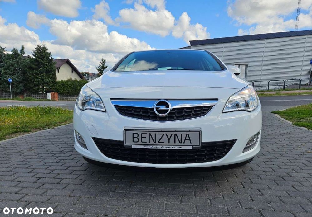 Opel Astra - 16
