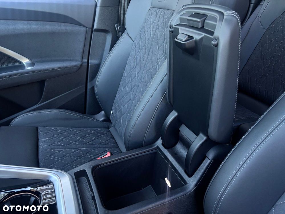 Audi Q5 Sportback - 22