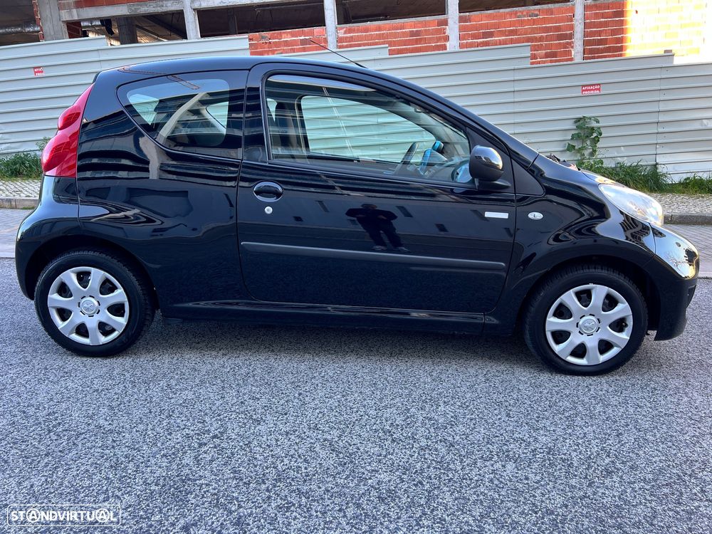 Peugeot 107 1.0 Millesim 200 - 4