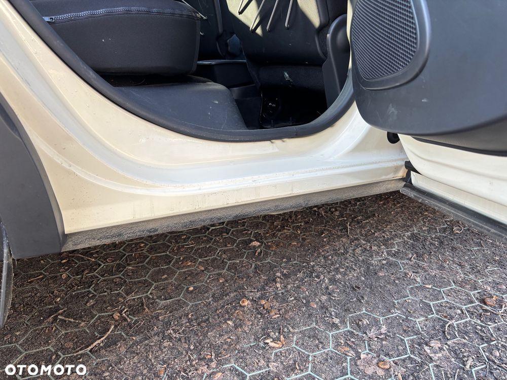 Renault Captur 1.2 Energy TCe Intens EDC EU6 - 24