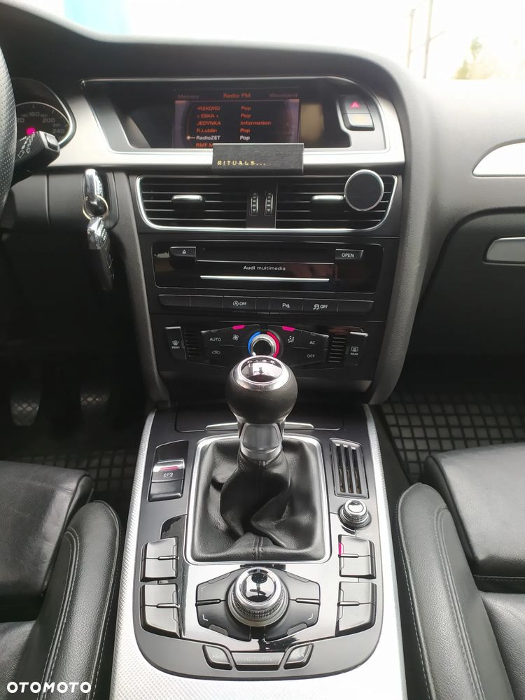 Audi A4 Avant 2.0 TDI e DPF S line Sportpaket - 15
