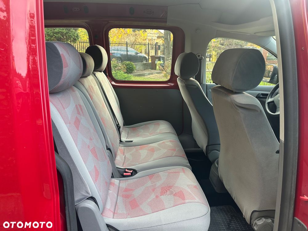 Volkswagen Caddy - 10