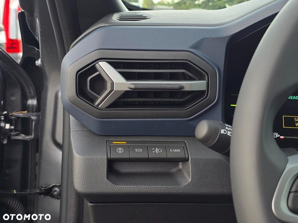 Dacia Duster 1.6 Full Hybrid 140 Journey MMT - 13