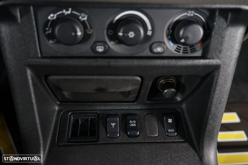 Mitsubishi Pajero 3.2 DI-D GLS ABS+CA+TA - 29