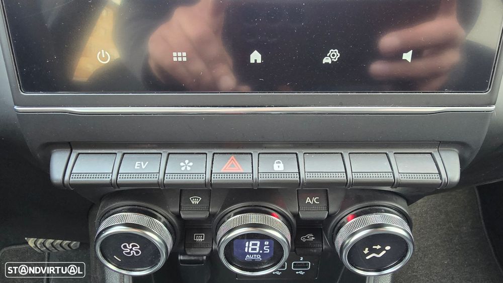 Renault Captur 1.6 E-Tech Plug-In Intens - 38