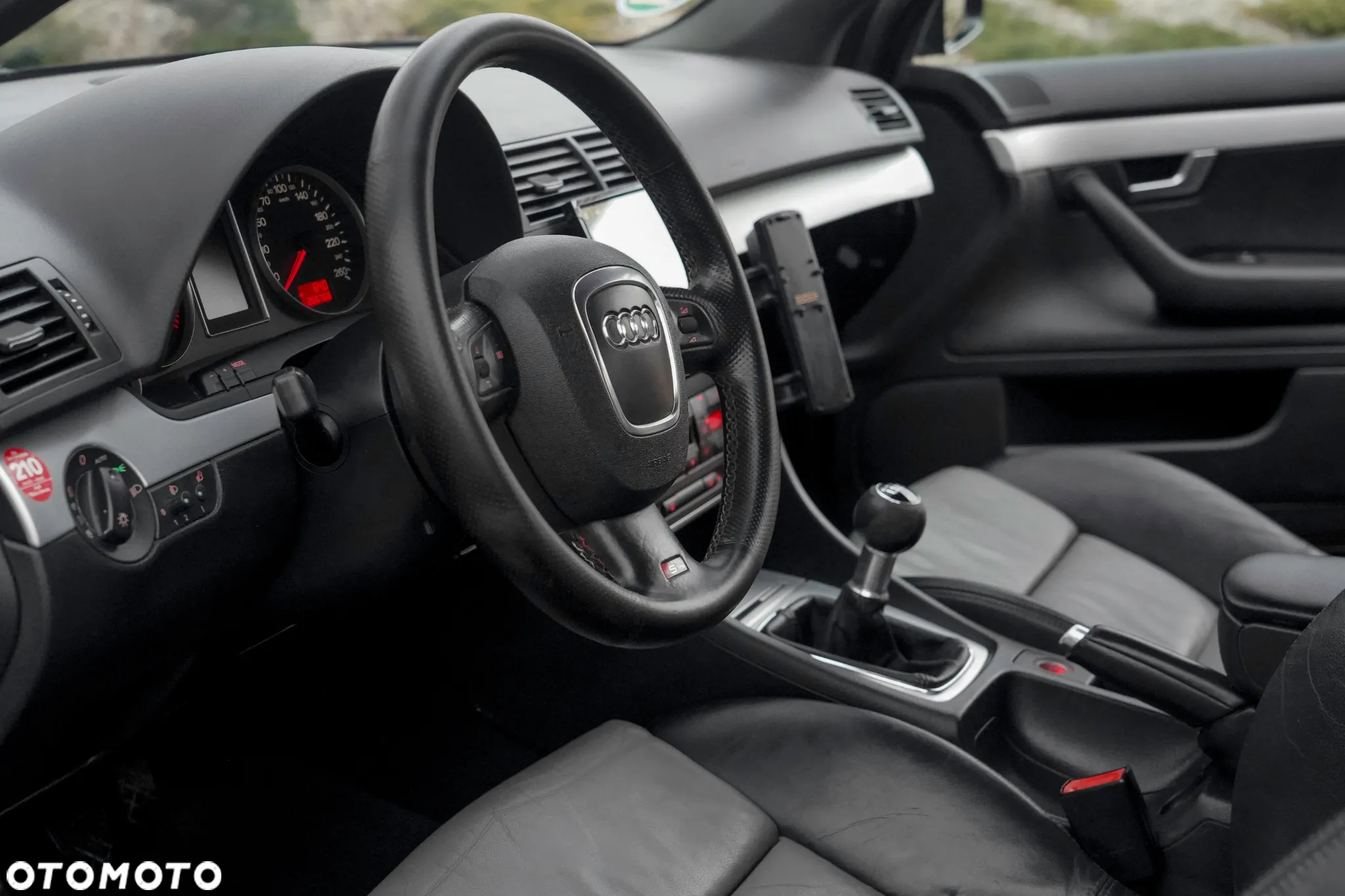 Audi A4 Avant 2.0 TDI - 27