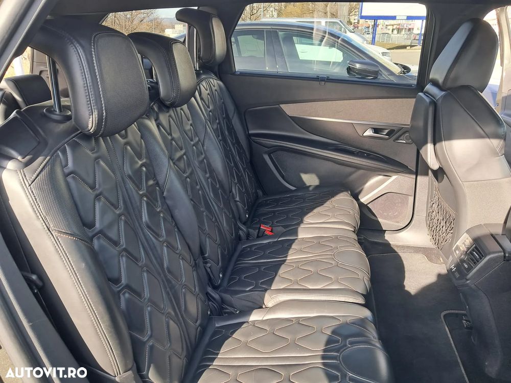 Peugeot 5008 - 11
