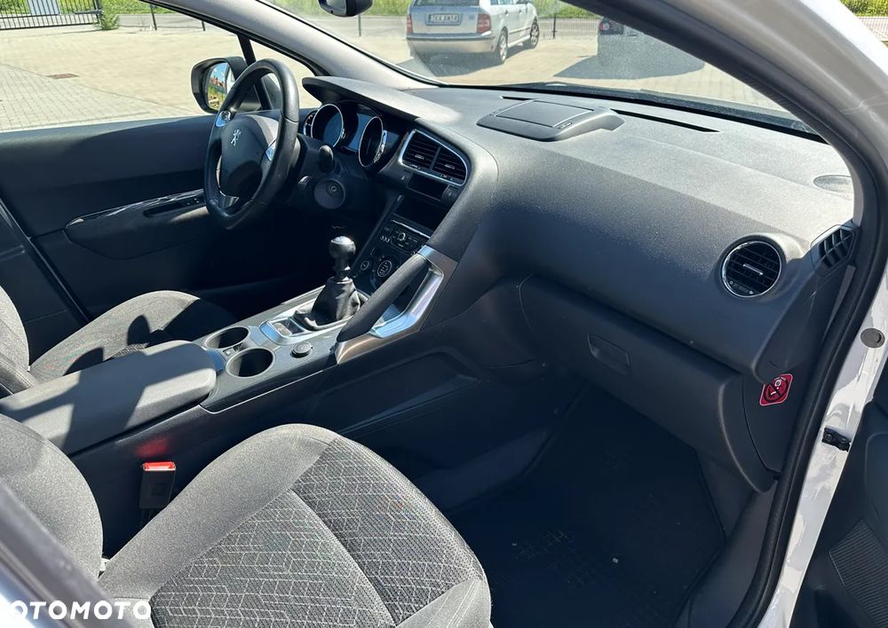 Peugeot 3008 1.2 PureTech Style - 11