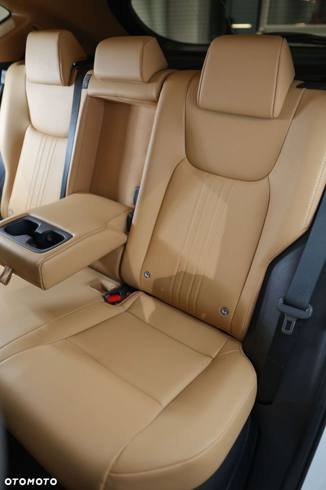 Lexus NX 350h Prestige 2WD - 18