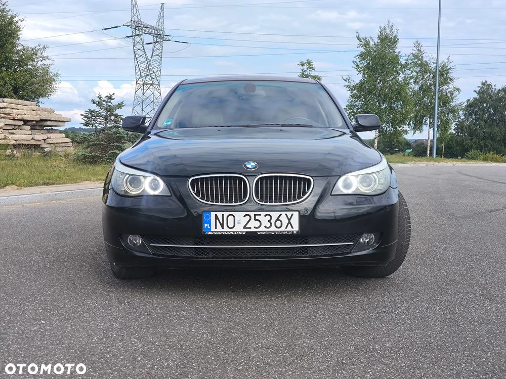 BMW Seria 5 525d Edition Exclusive - 1