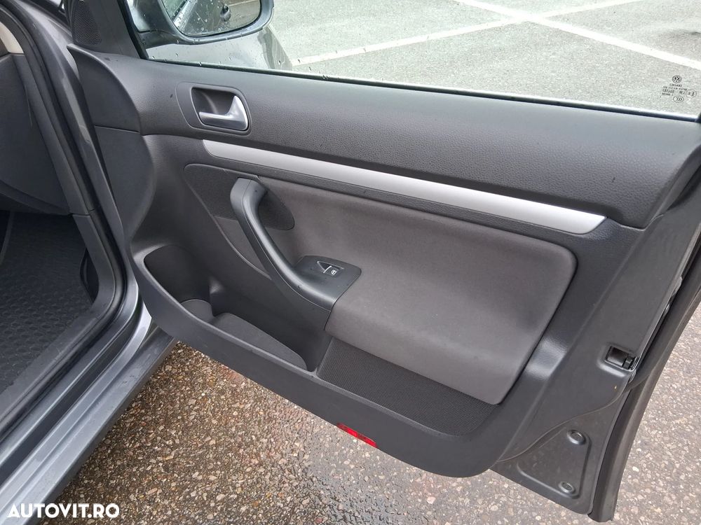 Volkswagen Golf 1.4 TSI DSG Highline - 18