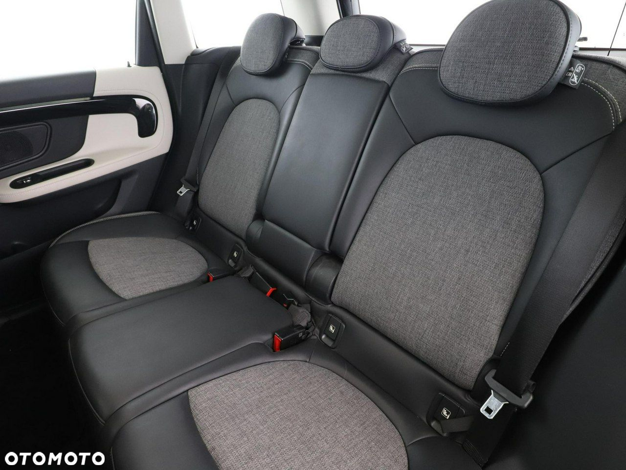 MINI Countryman Cooper S E ALL4 - 17