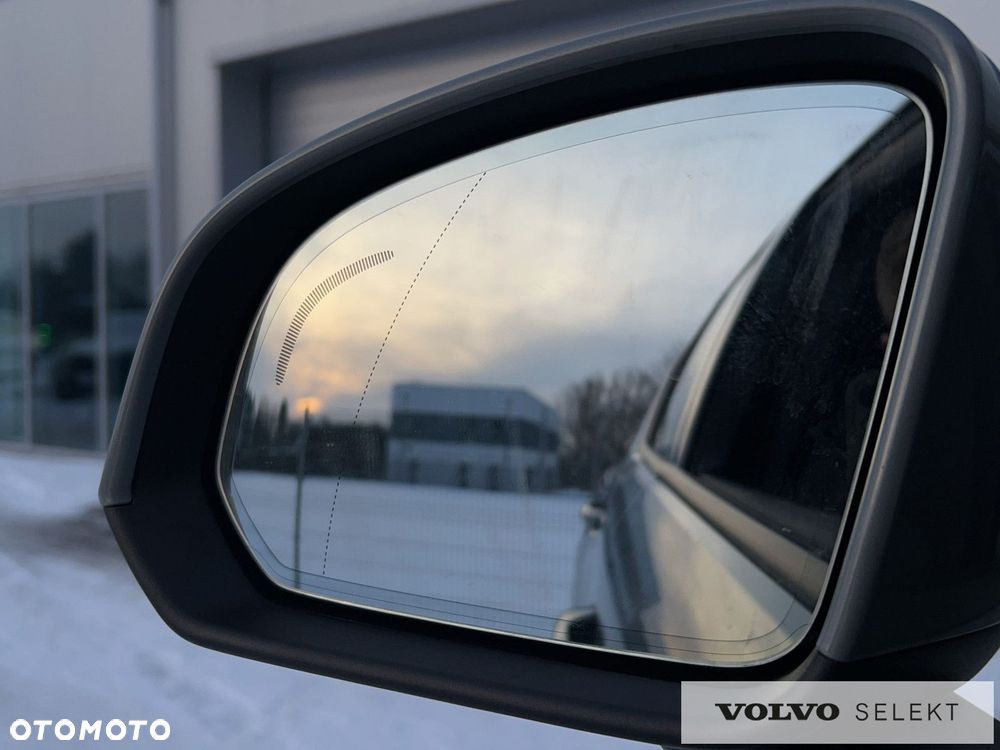 Volvo XC 40 - 24