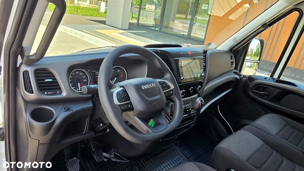 Iveco ❗️❗️DAILY 3.0 180Km 50C18 JAK NOWY ❗️❗️NOWY MODEL / ZABUDOWA 8 PALET DPR / CHŁODNIA MROŹNIA -32 +32 / ZASILANIE 230V / PIERWSZY WŁASCICIEL / NAVI / KAMERA COFANIA / TEMPOMAT / BLIŹNIAKI / GRUBA SCIANKA / AGREGAT CARRIER XARIOS 350 / WERSJA WZMOCNIONA / SERWIS ASO / SALON POLSKA / LIFT❗❗ JAK Z SALONU - NOWY -❗❗ - 39