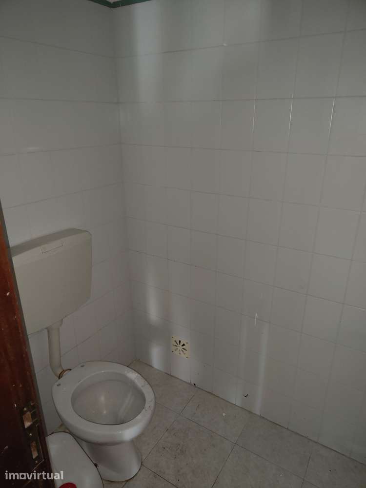 Loja, 110 m², Fazendas de Almeirim - Grande imagem: 5/10