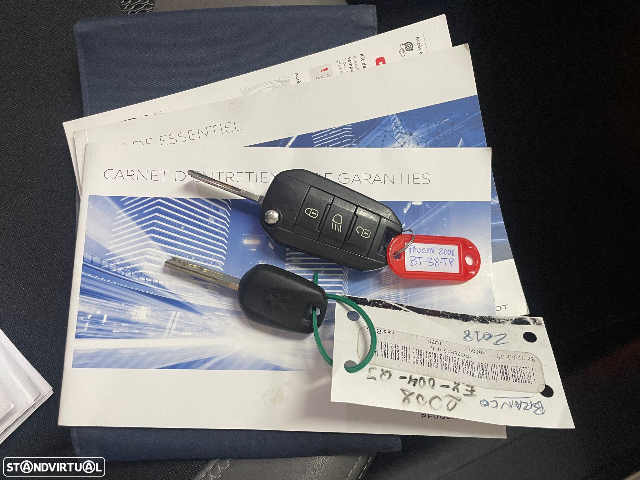 Peugeot 2008 PureTech 110 Stop&Start Allure - 35