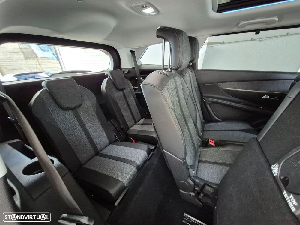 Peugeot 5008 1.5 BlueHDi Allure Pack EAT8 - 29