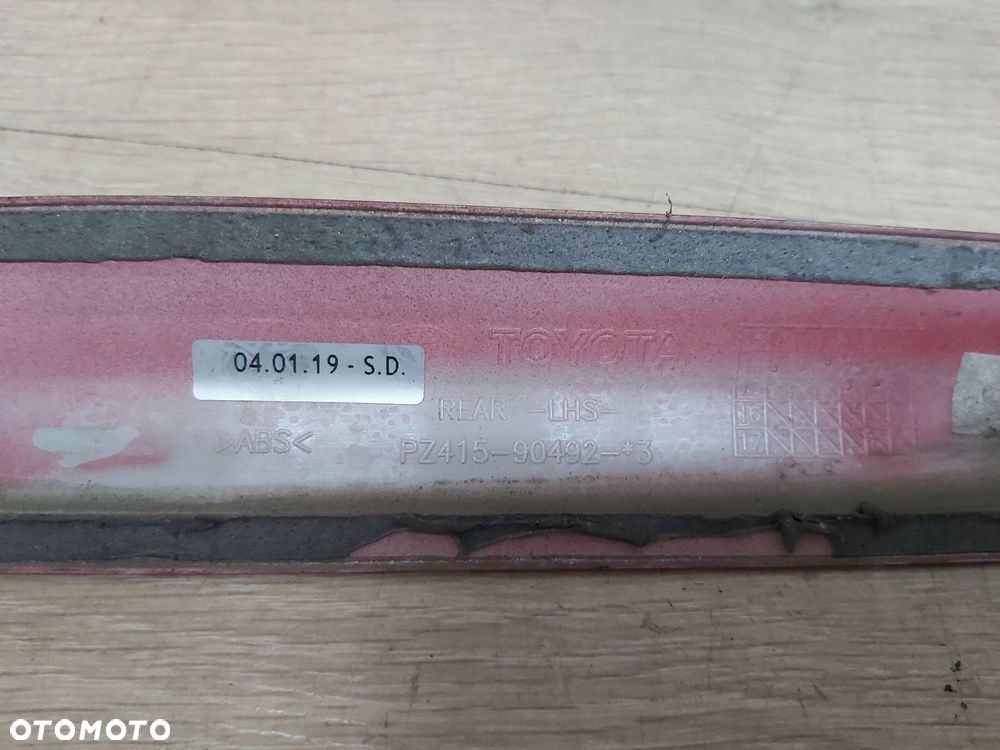 Toyota AYGO II listwa drzwi lewy tył pz415-90492 - 3