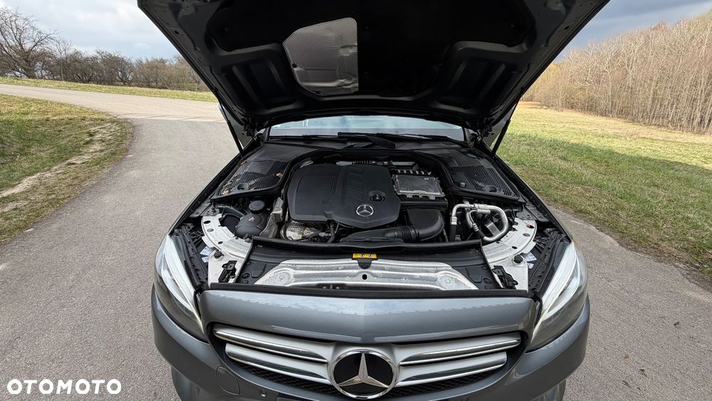 Mercedes-Benz Klasa C 200 d 9G-TRONIC - 19