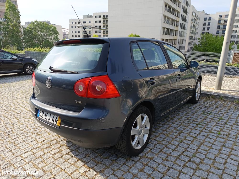 VW Golf 1.9 TDi Confortline DSG 7V - 13
