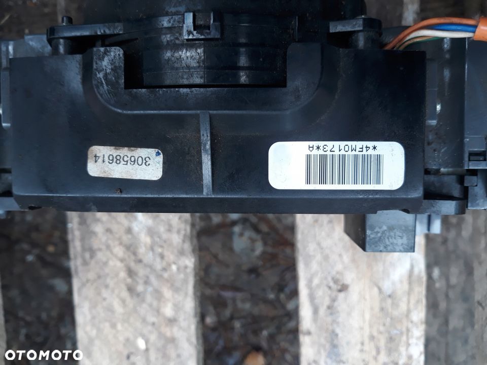 Przełącznik zespolony volvo v70 II 30658614 S80 9452389 4970 EUROPA - 1