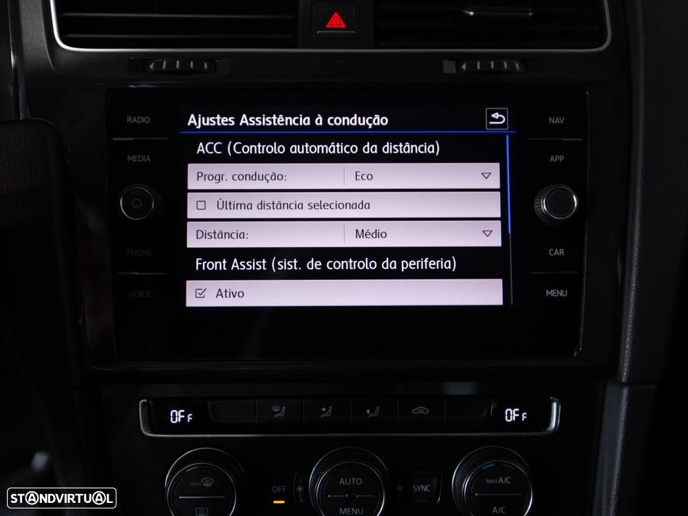 VW Golf Variant - 23