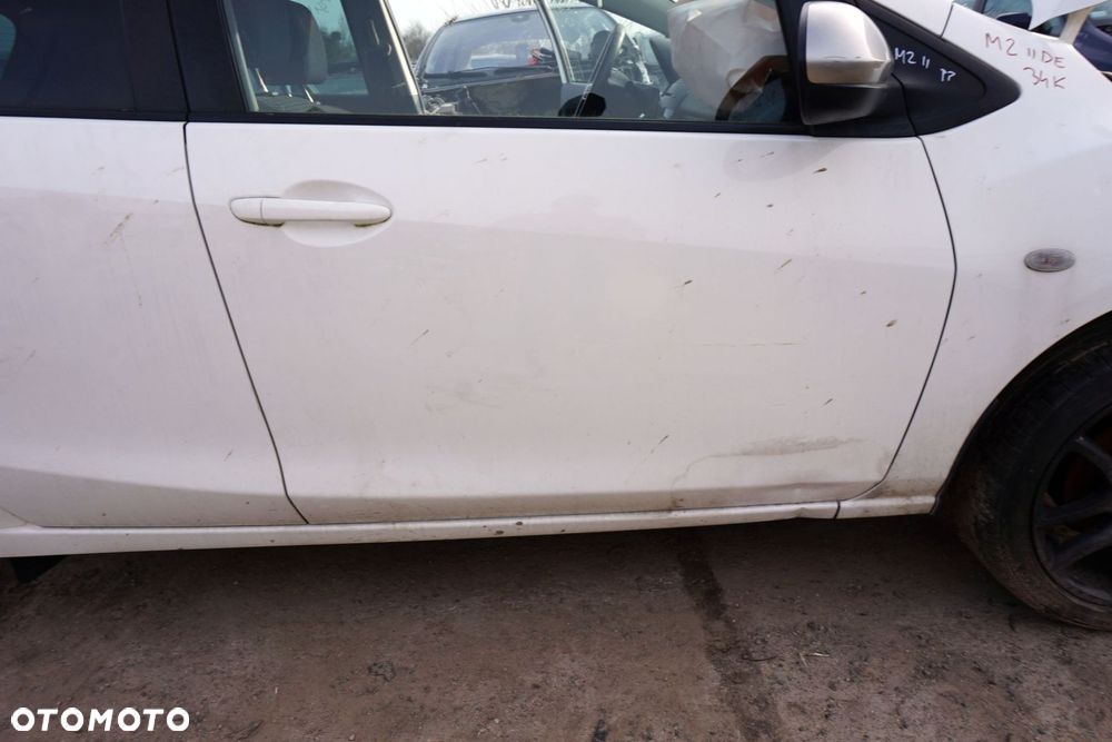 DRZWI PRZEDNIE PRAWE 2 II DE LIFT 5D HB 34K  BIAŁY MAZDA 2010-2014 - 3