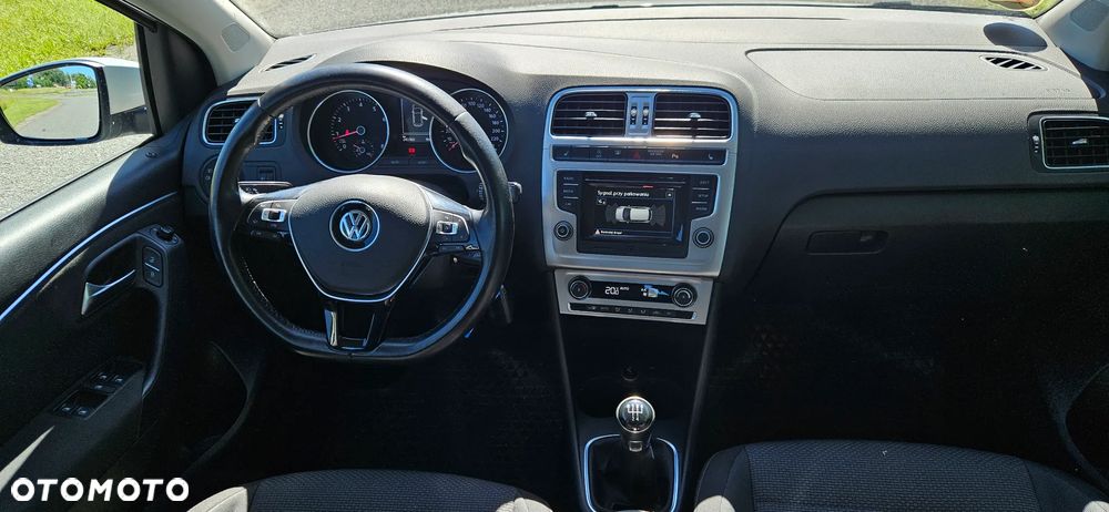 Volkswagen Polo - 11