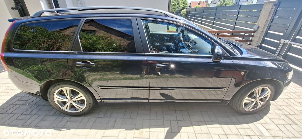 Volvo V50 - 2