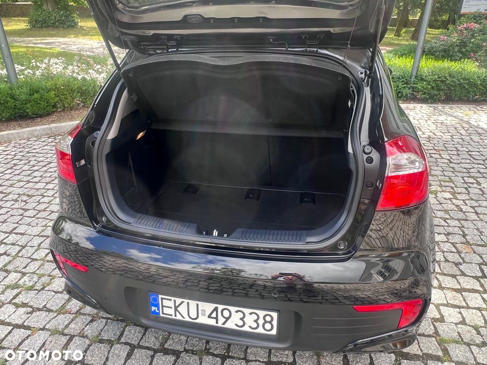 Kia Rio 1.4 Dream Team Edition - 12