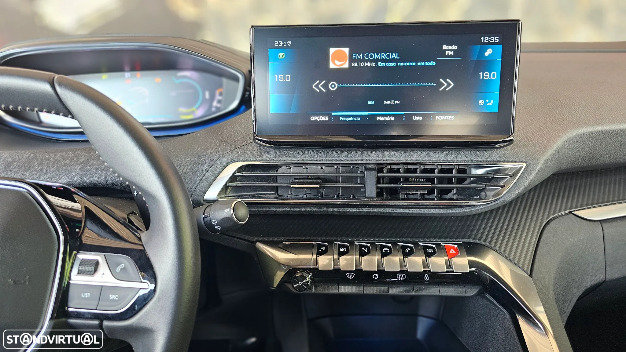 Peugeot 5008 1.2 Hybrid Allure Pack e-DCS6 - 32