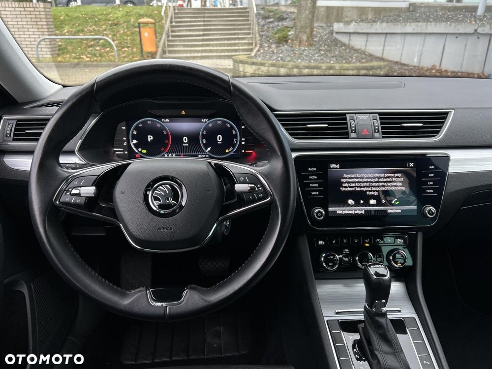 Skoda Superb 1.5 TSI Ambition DSG - 14