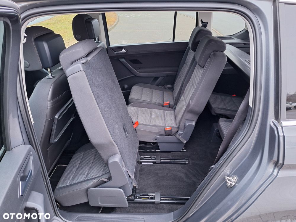 Volkswagen Touran 1.5 TSI EVO Comfortline Plus DSG - 18