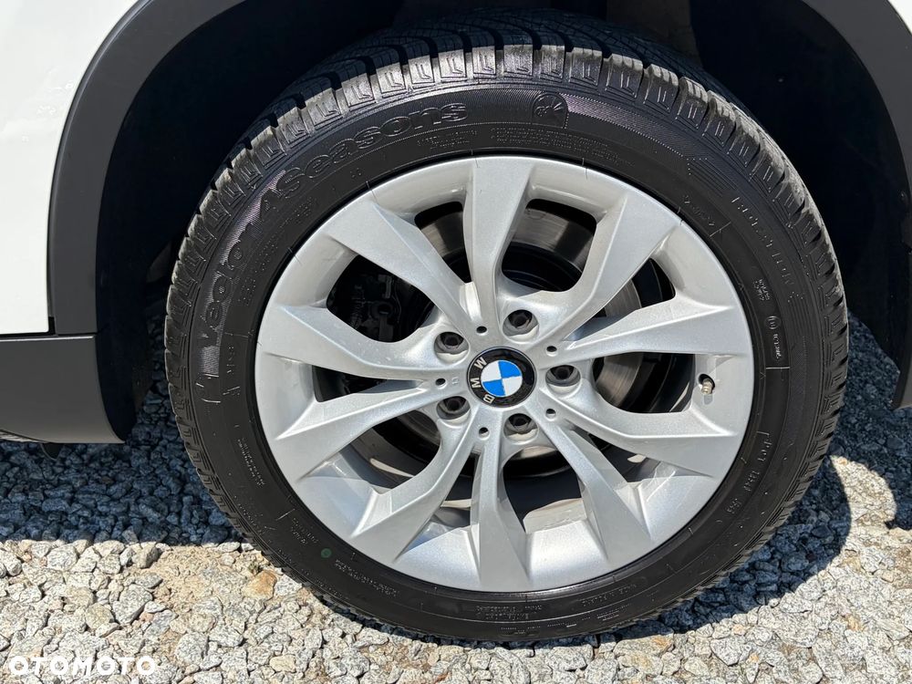 BMW X1 xDrive18d Sport Line - 36