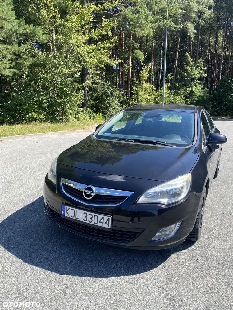 Opel Astra IV 1.4 T Cosmo - 1