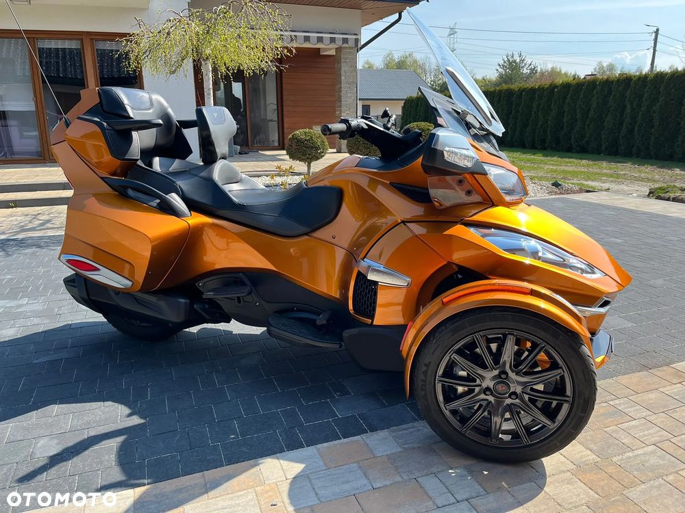 Can-Am Spyder - 7