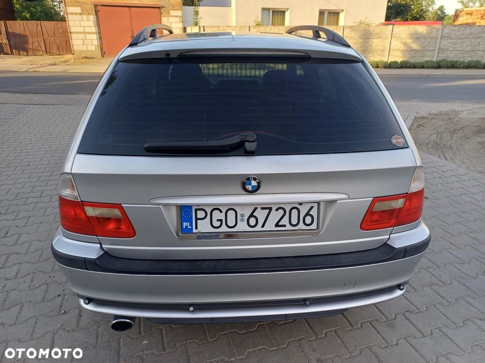 BMW Seria 3 318i Edition Exclusive - 6