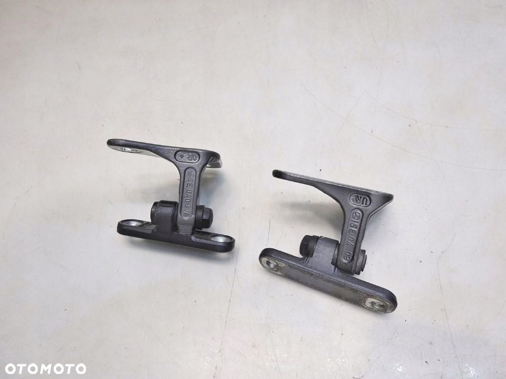 ZAWIAS ZAWIASY DRZWI PRAWY PRZÓD C197 MERCEDES W203 LIFT - 3