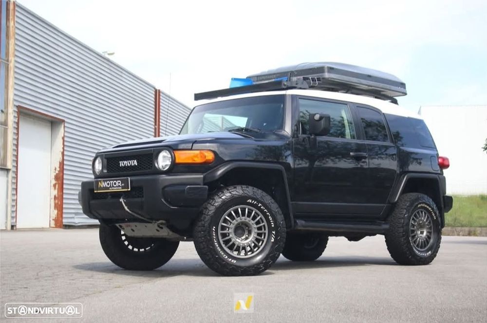 Toyota Land Cruiser - 34