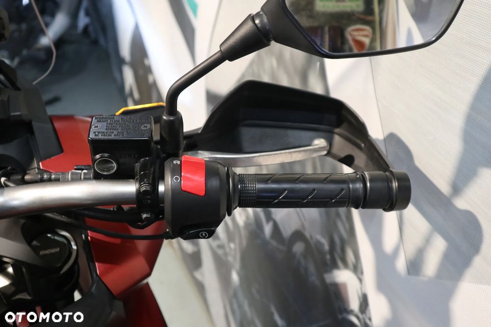 Honda ADV350 - 14